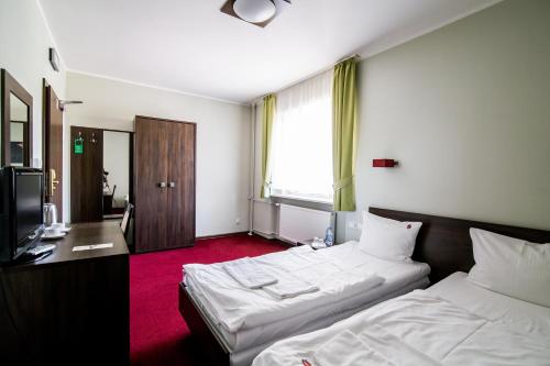 Hotel Walewscy - Accommodation - Gdańsk-Rębiechowo