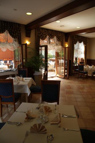 Étterem, Hotel Belfer in Zaniemysl