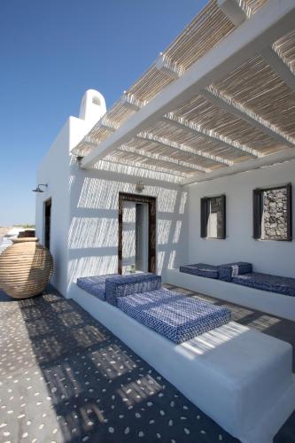 Erosantorini Luxury Private Estate & Suites – Fira, NM