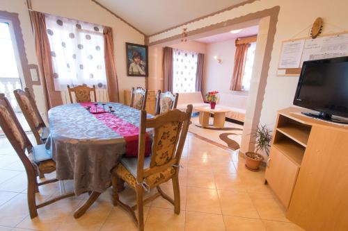  Apartment Hajdi in Malinska