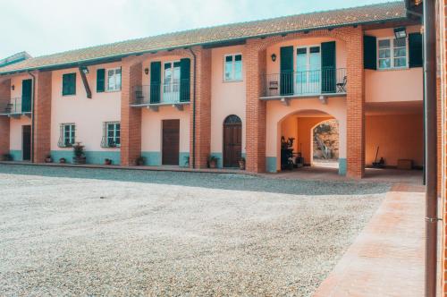  Agriturismo Villa Caffarelli, Pension in Monastero Bormida bei Roccaverano