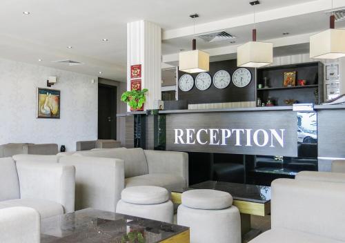 Family Hotel Albizia Beach in Zelenika