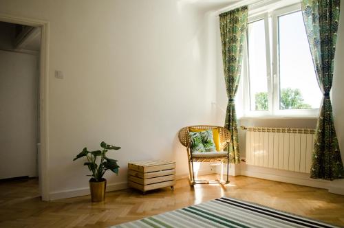 Slow Life Apartment next to Metro Station, Varšava (fotografie 9)
