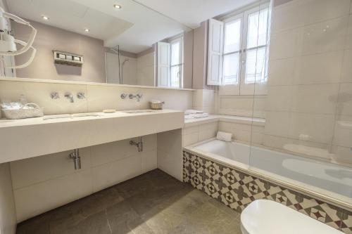 ApartaSuites Alberca Deluxe - image 11