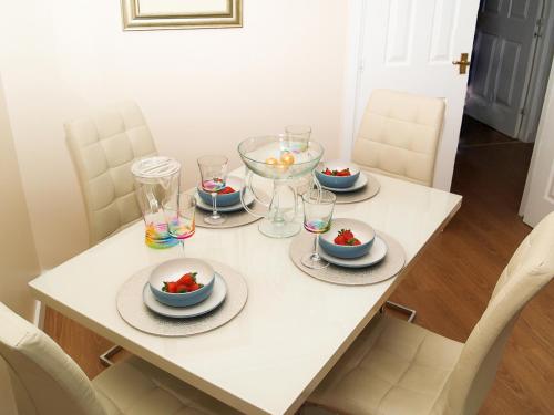 HLA - KING COURT APARTMENT 2 in Мазеруелл