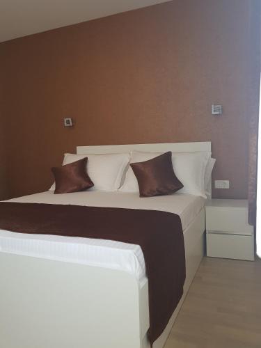 Apartments Petričević - main image