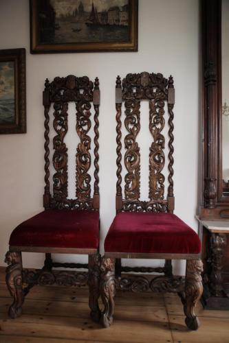 Villa Navigator