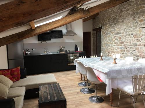 Létesítmények, Fort de la Bastide in Uzer