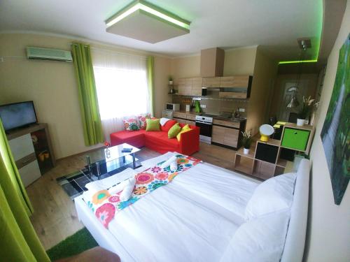 Sarok Apartmanház