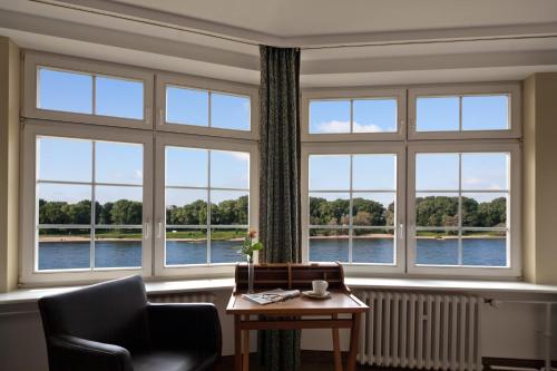 ホテル シュネレンブルグ