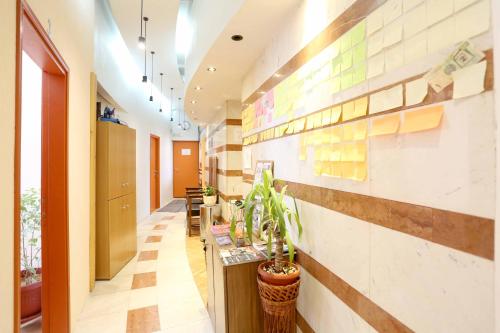 Pigeon Square Rooms - image 7