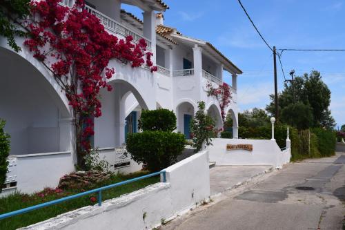  Kalimera Studios and Apartments in Moraḯtika