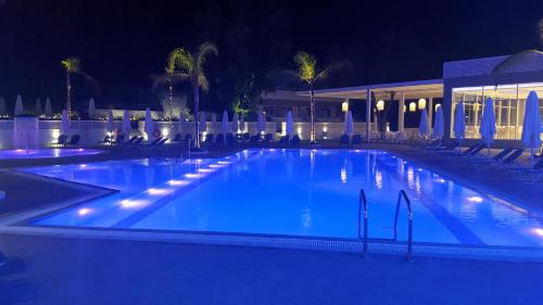 Oceanis Park Hotel - image 8
