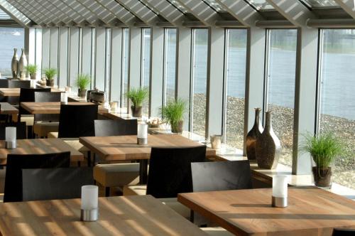 ホテル シュネレンブルグ