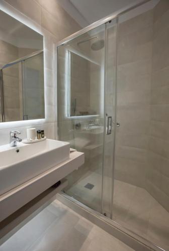 Ermou Stylish Suites by GHH, Atény (fotografie 10)