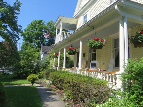Cooperstown Bed and Breakfast - Accommodation - Cooperstown
