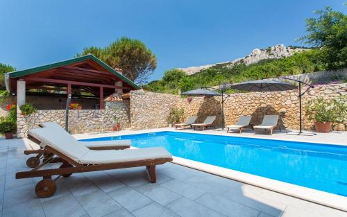 Apartments with a swimming pool Baska Krk - 5354