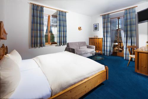 Double Room with Mountain View