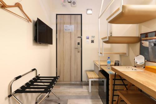 Single Room - No Parking Space image 3