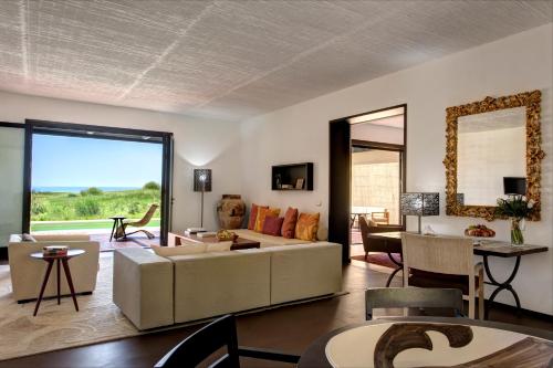 145458119 Verdura Resort