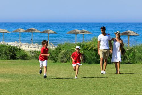 145460959 Verdura Resort