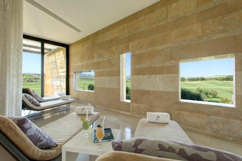 145462750 Verdura Resort