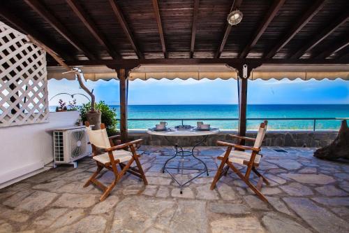  Houseloft Grand Sunset Siviri Beach in Siviri