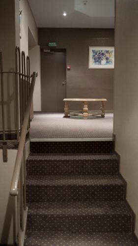 Hôtel Les Frangins - image 8