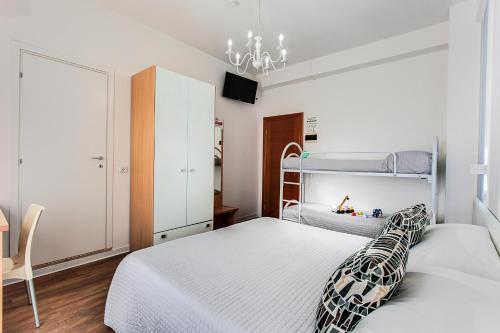 Hotel Geminus B&B – Cesenatico, IN
