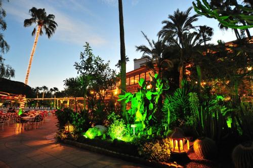 Hotel Parque Tropical