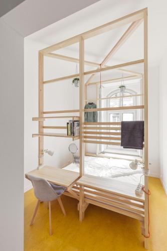 1 queen bed