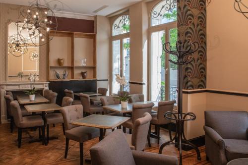 La Cave de l'Avenue de Champagne in เอแปร์แน