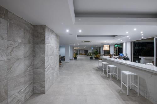 Narcissos Waterpark Resort - image 3