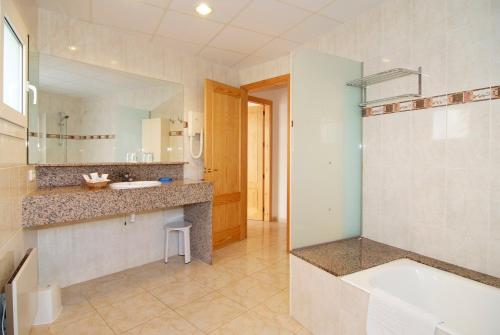 Hotel Port-Bo - image 12
