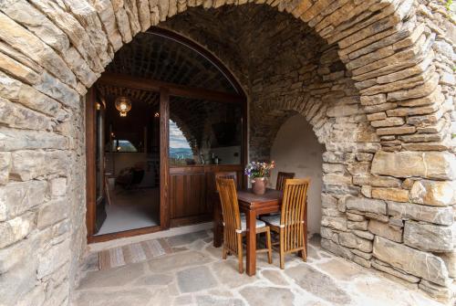 Casa Mur de Alujan in Tierrantona