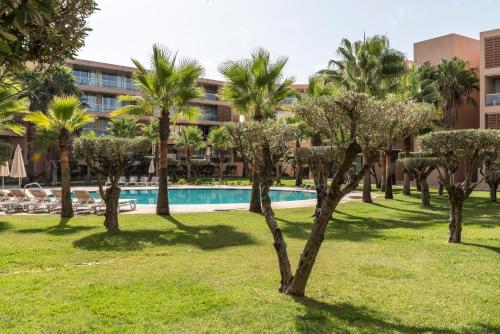 Ocean's Nest - walking distance to beach - image 2