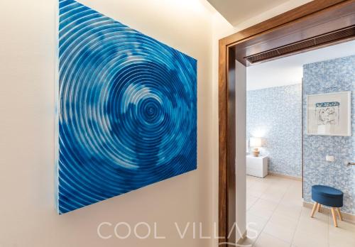 Ocean's Nest - walking distance to beach - image 4