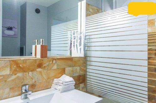 Appartement 3 pièces tout confort au centre de Nice - image 6