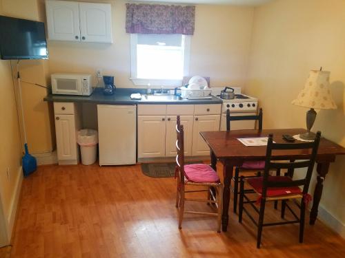 Bartlett Inn - image 5