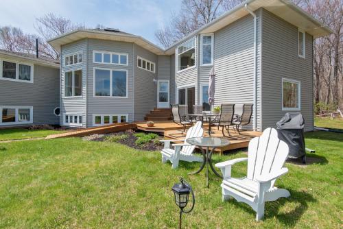 Chez Nous - Accommodation - Cornwall