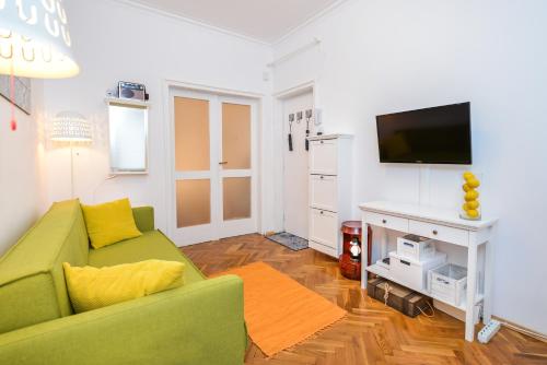The Charming Home - One Bedroom TOP Central Apartment by Flat Mаnager, Sofia (zdjęcie 2)