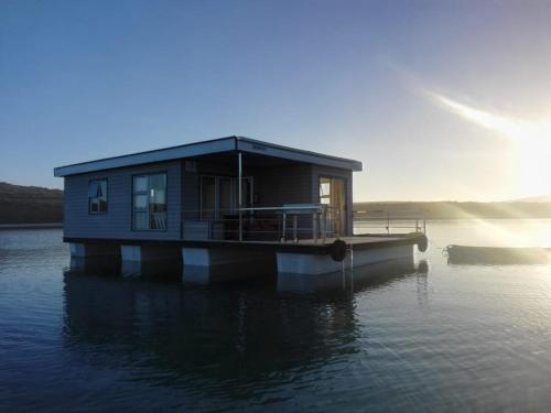 Kraalbaai Lifestyle House Boats