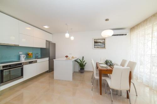 Apartment Maria in Solin