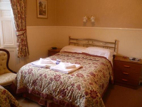 Acorn House - image 6