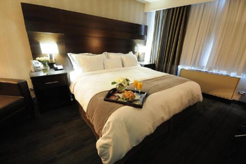 1 Queen Bed, Nonsmoking