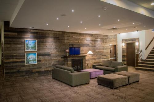 Sea to Sky Hotel and Conference Centre in Squamish, Canada
