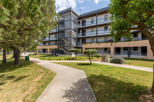  Marina Park Family Apartment in Lagos
