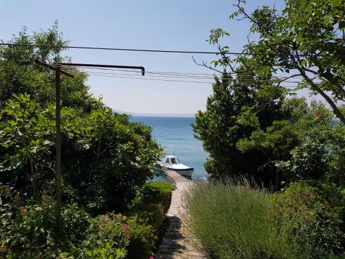  Klenovica Beach Guesthouse, Pension in Klenovica