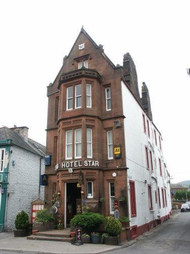 The Famous Star Hotel Moffat