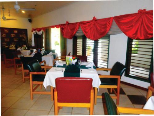 Restauracja, Grand Eastern Hotel in Labasa